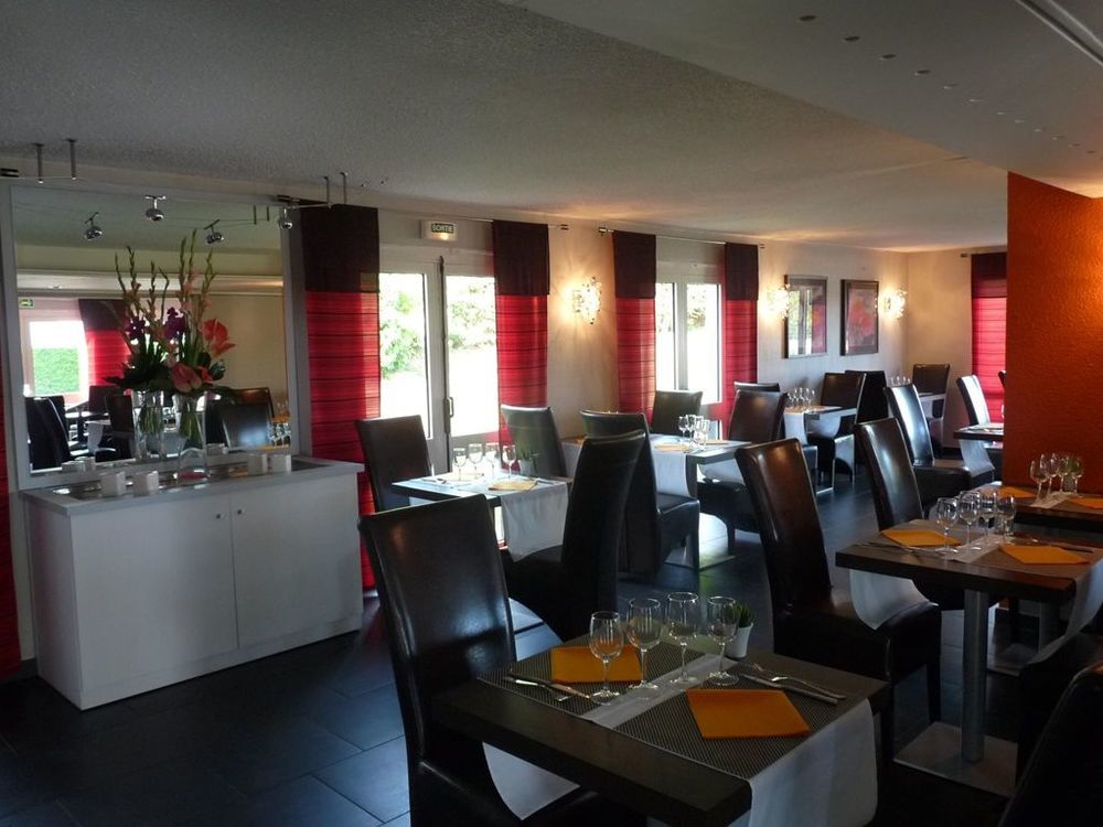 Hotel Kyriad Dieppe Saint-Aubin-sur-Scie Restoran gambar